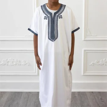 Мусульманская исламская одежда Мужской халат Длинная рубашка в этническом стиле Саудовской Аравии Простое платье