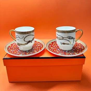 Чашка из костяного фарфора в элегантном стиле, простая керамическая кофейная чашка и блюдце с рисунком, набор из 2 предметов с коробкой